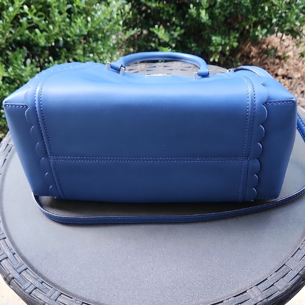 SOLD in bundle - EUC Kate Spade Hyacinth Blue Satchel Bag - Picture 9 of 10